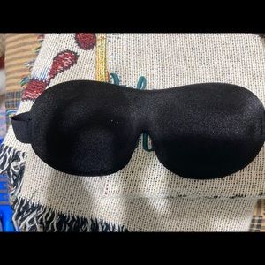 Eye mask never used